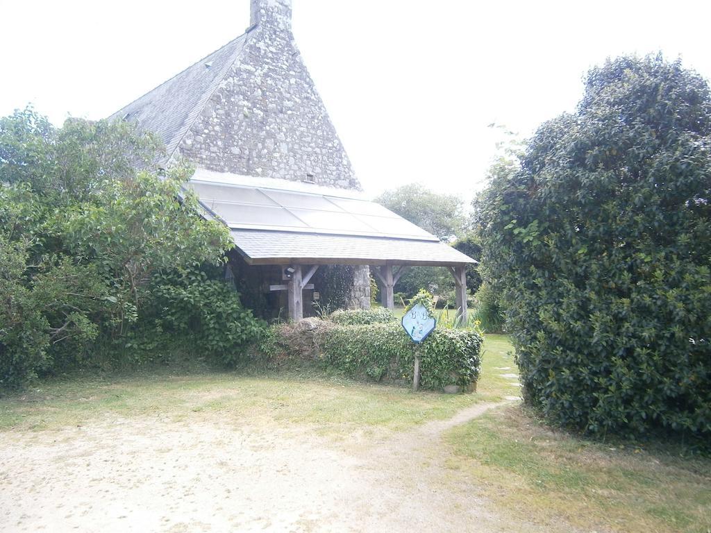 Les Chaumieres De Kerimel Bed & Breakfast Ploemel Dış mekan fotoğraf